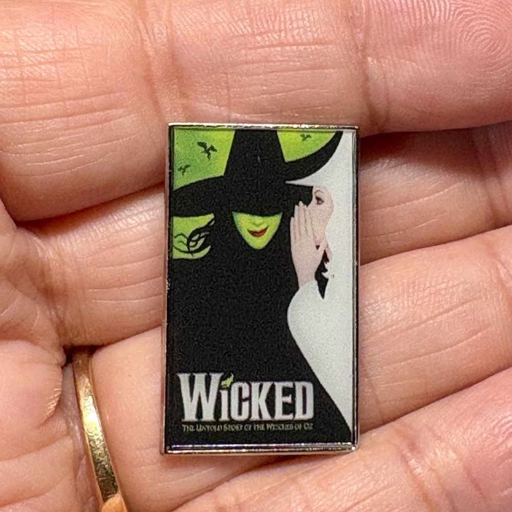 *HOT* Wicked Witch Enamel Pin-original musical poster